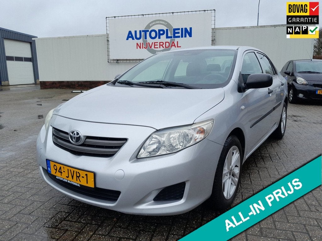 Toyota Corolla 1.6-16V Terra zeer nette in Nederland nieuw g, Auto's, Voorwielaandrijving, 12 maanden, Gebruikt, 4 cilinders