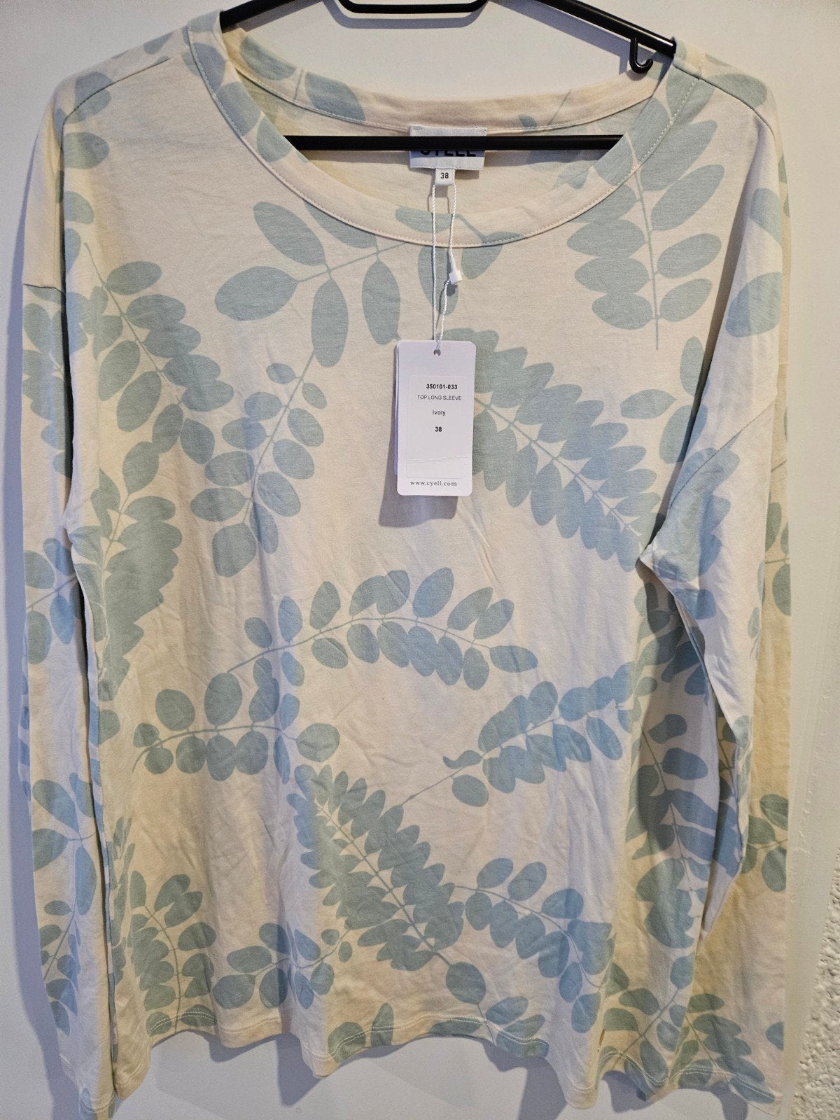 Cyell pyjama shirt Lange Mouw - Ivoor met Bladprint, Cyell, Ophalen of Verzenden, Nieuw, Maat 38/40 (M)