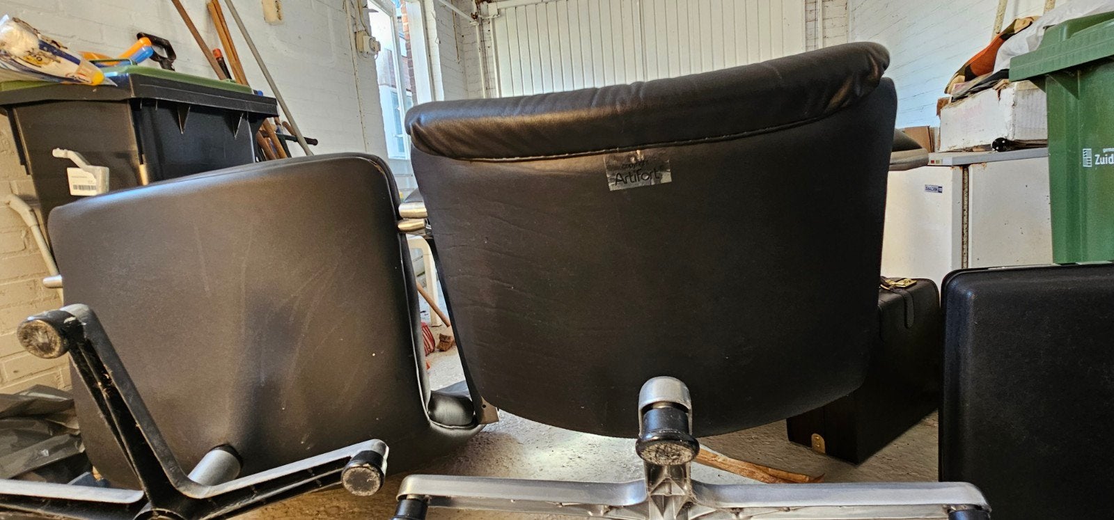 2 Artifort fauteuil, Huis en Inrichting, Stoelen, Ophalen, Gebruikt, Twee, Zwart