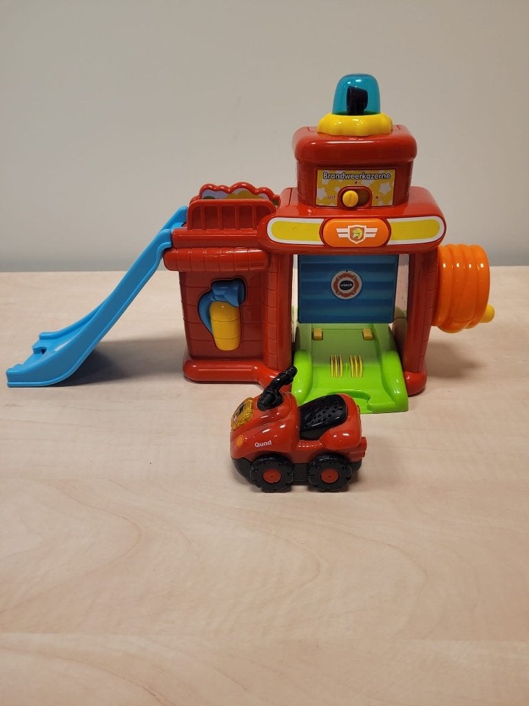 Toet Toet auto's Vtech brandweerkazerne met Quinten Quad, Ophalen of Verzenden, Gebruikt, 2 tot 4 jaar