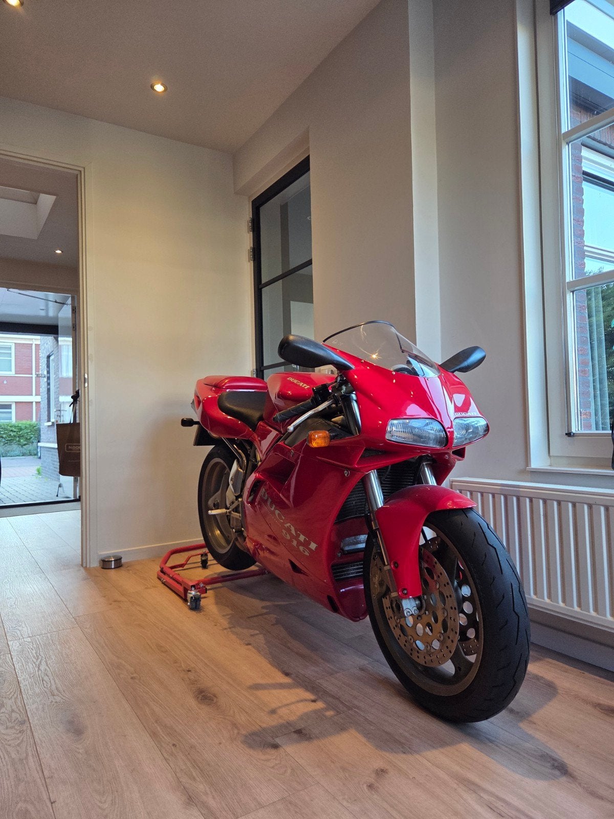 Ducati 916 biposto uit 03-1995 met 36862 km, Super Sport