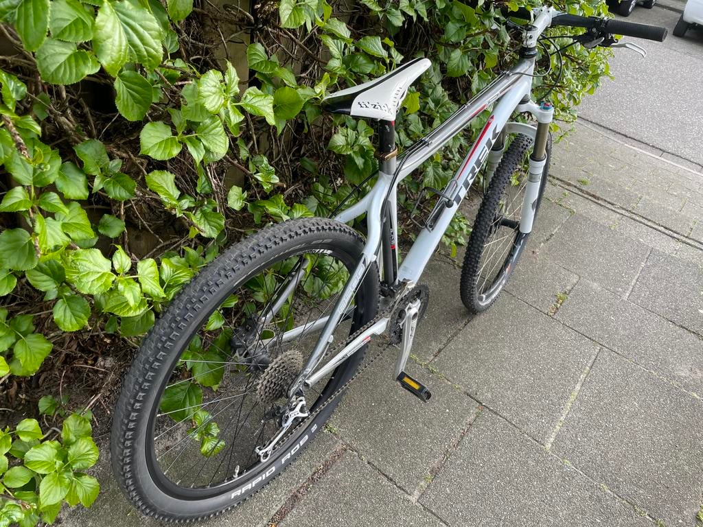 Trek 8 serie, Fietsen en Brommers, Fietsen | Mountainbikes en ATB, Ophalen, Zo goed als nieuw, Trek