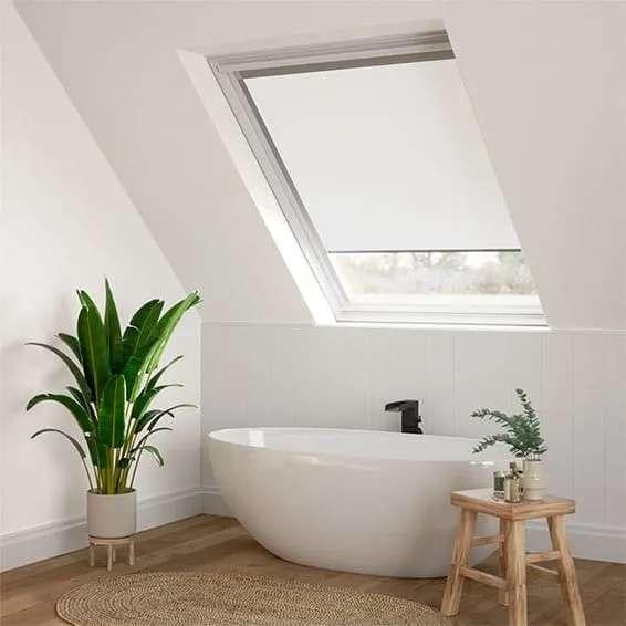 NIEUW Rolgordijn WIT 116,3cm x73cm voor Velux dakraam GGL-04, 100 tot 150 cm, Wit verduisterend, Wit, Nieuw