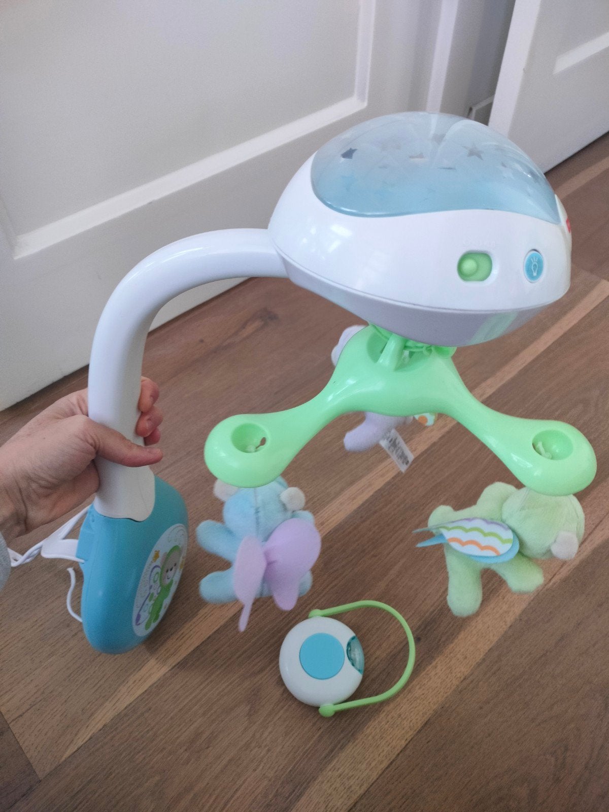 Fisher-Price Wiegmobiel met Sterrenprojectie, Kinderen en Baby's, Ophalen, Zo goed als nieuw, Mobiel, Met licht