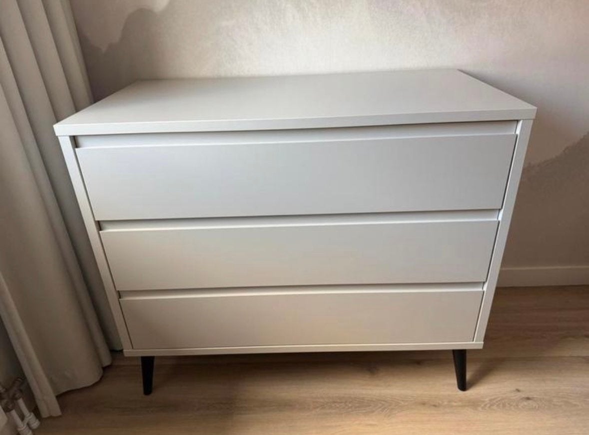 Europe Baby Sterre Commode Oatmeal / Zwart, Ophalen, 50 tot 70 cm, 100 cm of meer, Zo goed als nieuw