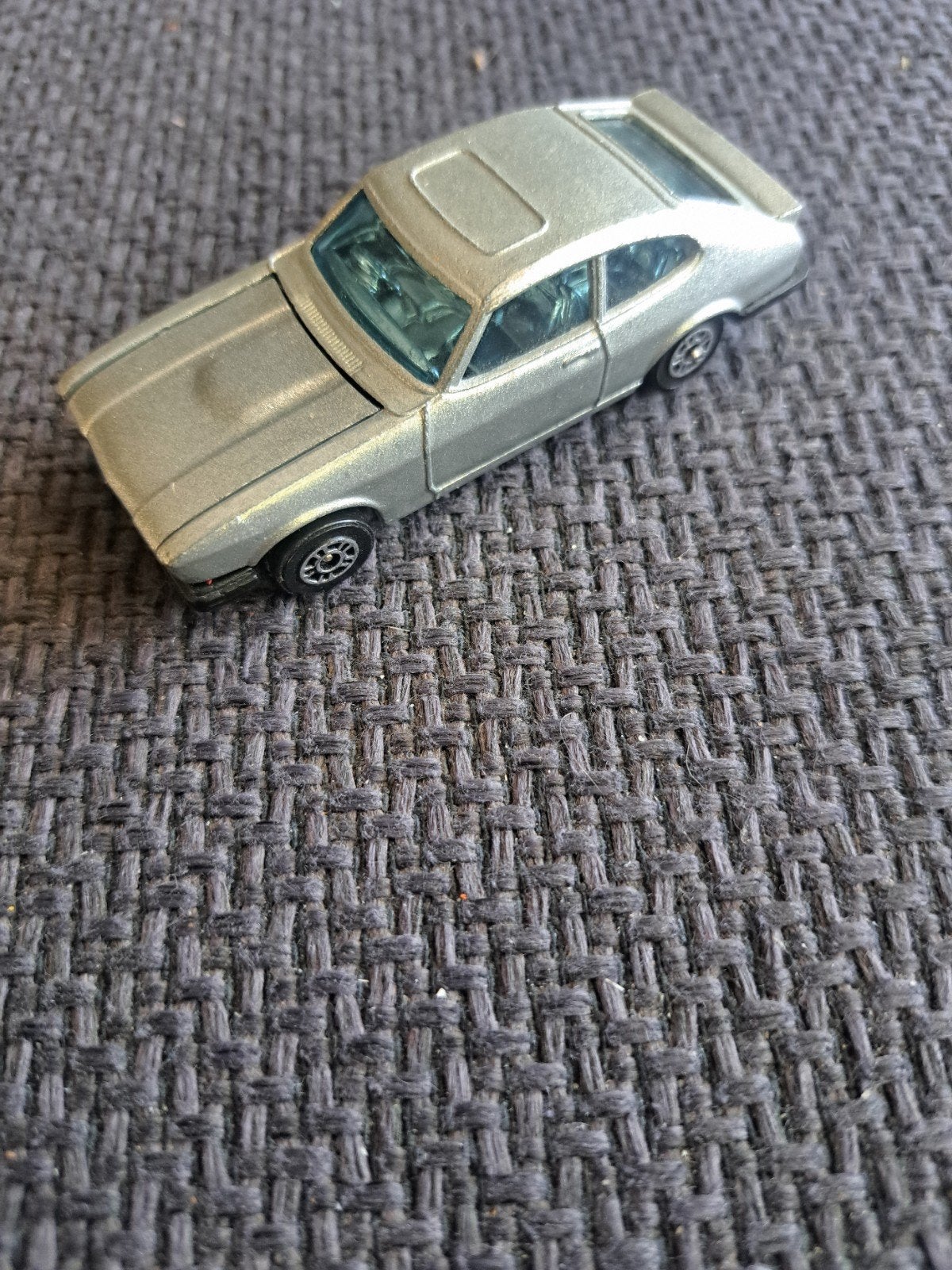 Corgi toys model ford capri 3os, Hobby en Vrije tijd, Modelauto's | Overige schalen, Corgi, Gebruikt, Auto, Ophalen of Verzenden