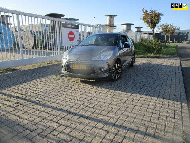 Citroen DS3 1.6 So Chic, Nw apk, Auto's, Voorwielaandrijving, Euro 5, 4 cilinders, Parkeersensor