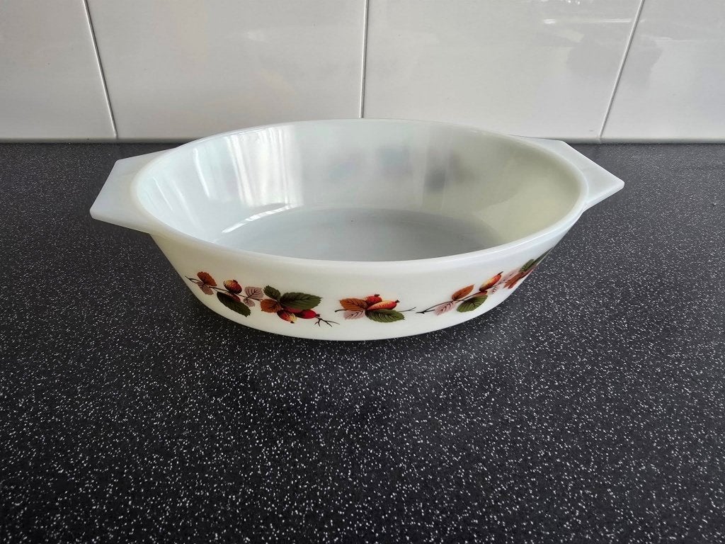 Vintage Pyrex Ovenschaal met Deksel - Herfstdecoratie, Ophalen of Verzenden, Wit, Overige merken, Glas