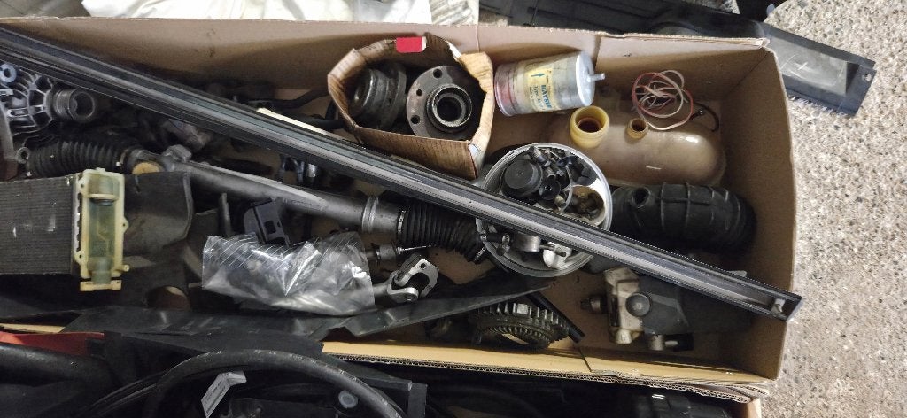 BMW E30 veel onderdelen opruiming tegen bodemprijzen, Ophalen of Verzenden, Gebruikt, BMW