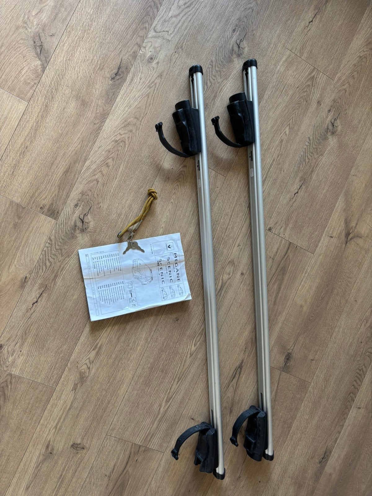 Originele Renault dakdragers + sleutels, Auto diversen, Dakdragers, Ophalen, Zo goed als nieuw