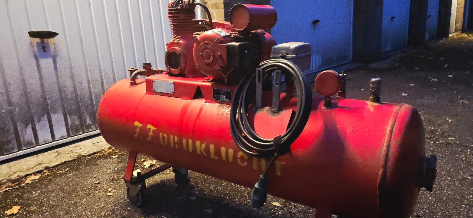 MOET WEG! - FF Druklucht (atlas) compressor 230v, 100 liter of meer, Ophalen, Gebruikt