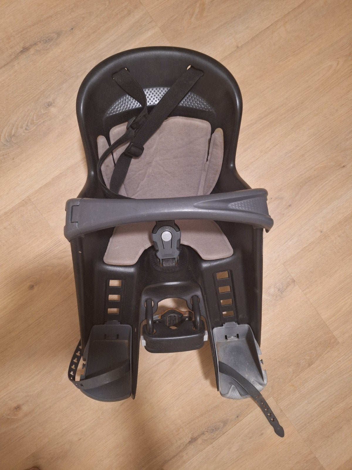 bike front baby seat bilby JR  for 9-15kg, Fietsen en Brommers, Ophalen, Gebruikt, 9 t/m 18 kg