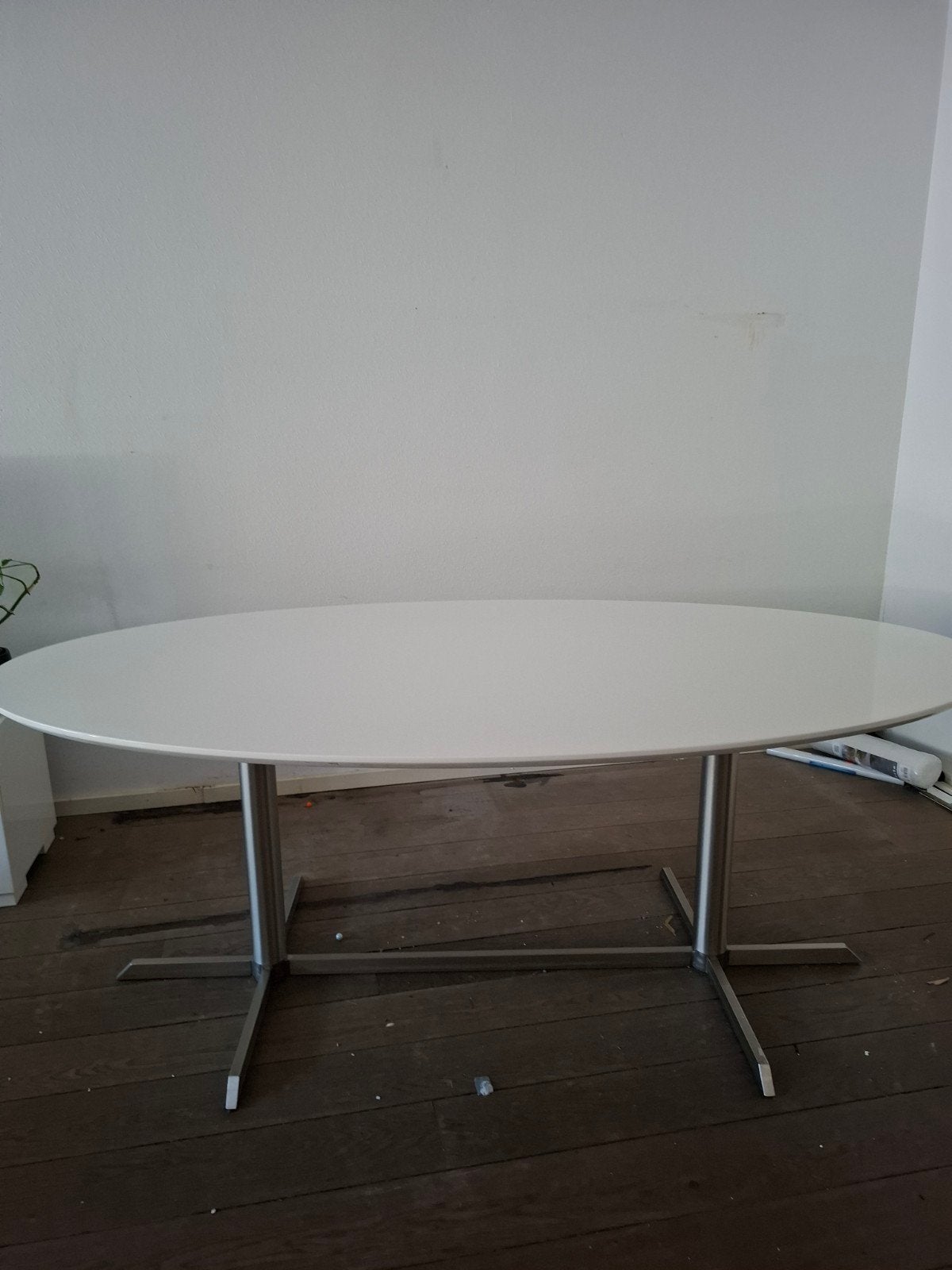 Mooie ovale tafel 200x110cm, Huis en Inrichting, Tafels | Eettafels, Ophalen, Gebruikt, 100 tot 150 cm, Overige materialen