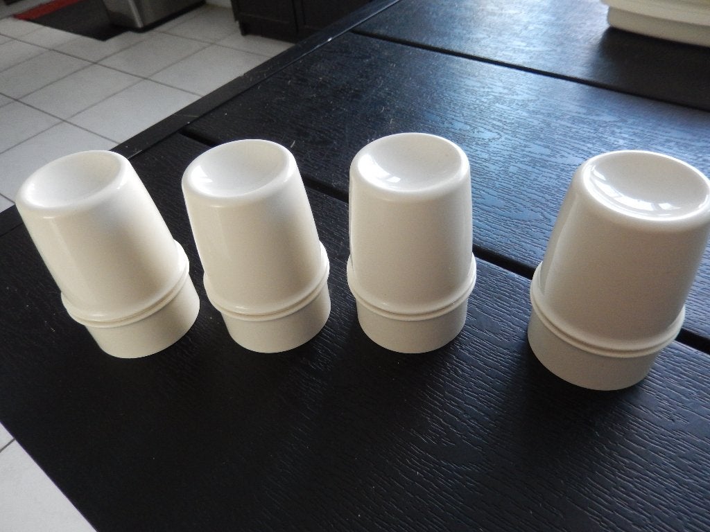 4 Tupperware eierdopjes (gebruikt), Ophalen of Verzenden, Gebruikt, Overige typen