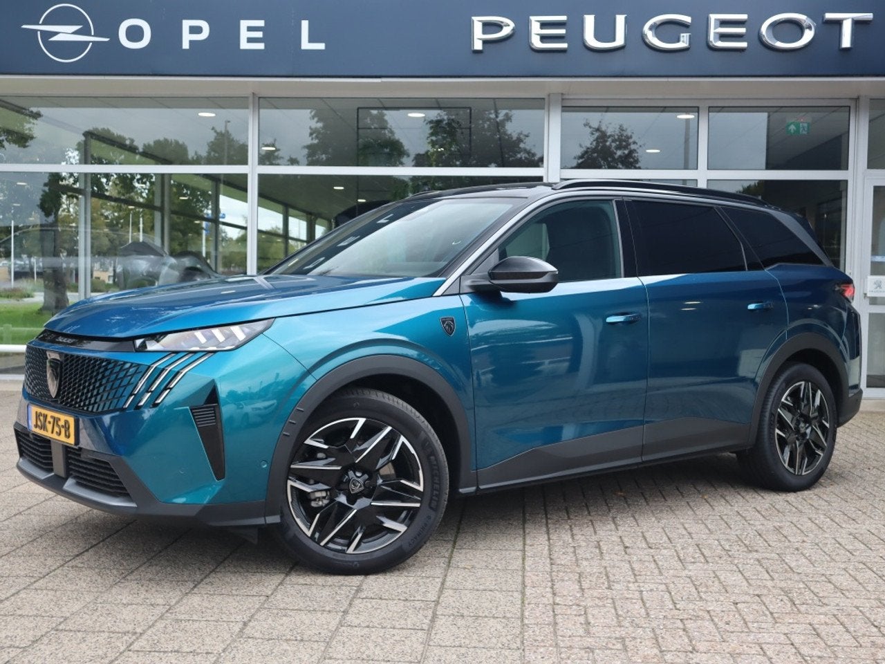 Peugeot 5008 GT Hybrid 145pk e-DSC6 automaat, Rijklaarprijs,, Automaat, 145 pk, Gebruikt, 1199 cc