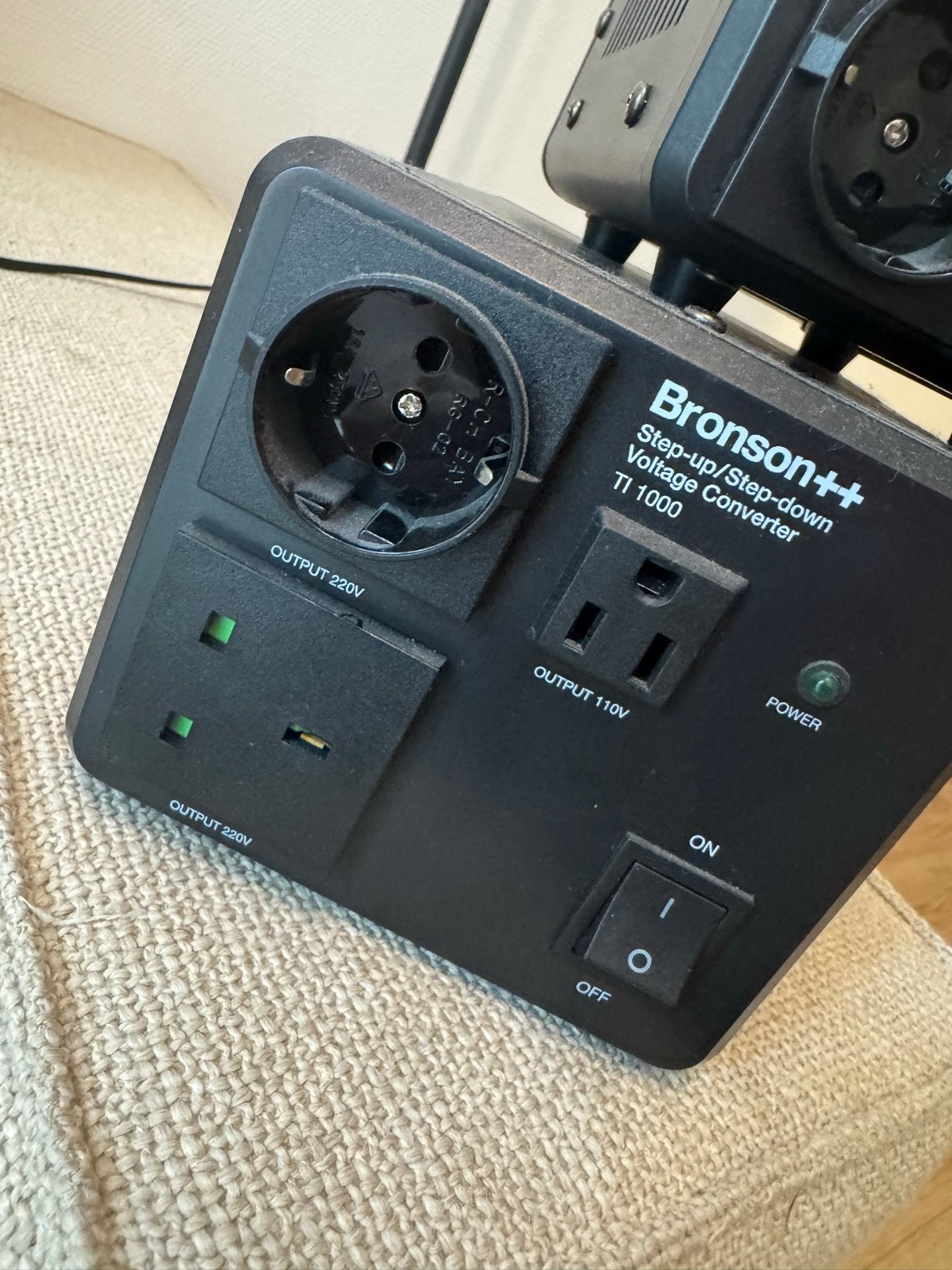 Bronson++ Step-up/Step-down Voltage Converter TI 1000 & TI 2, Ophalen of Verzenden, Zo goed als nieuw