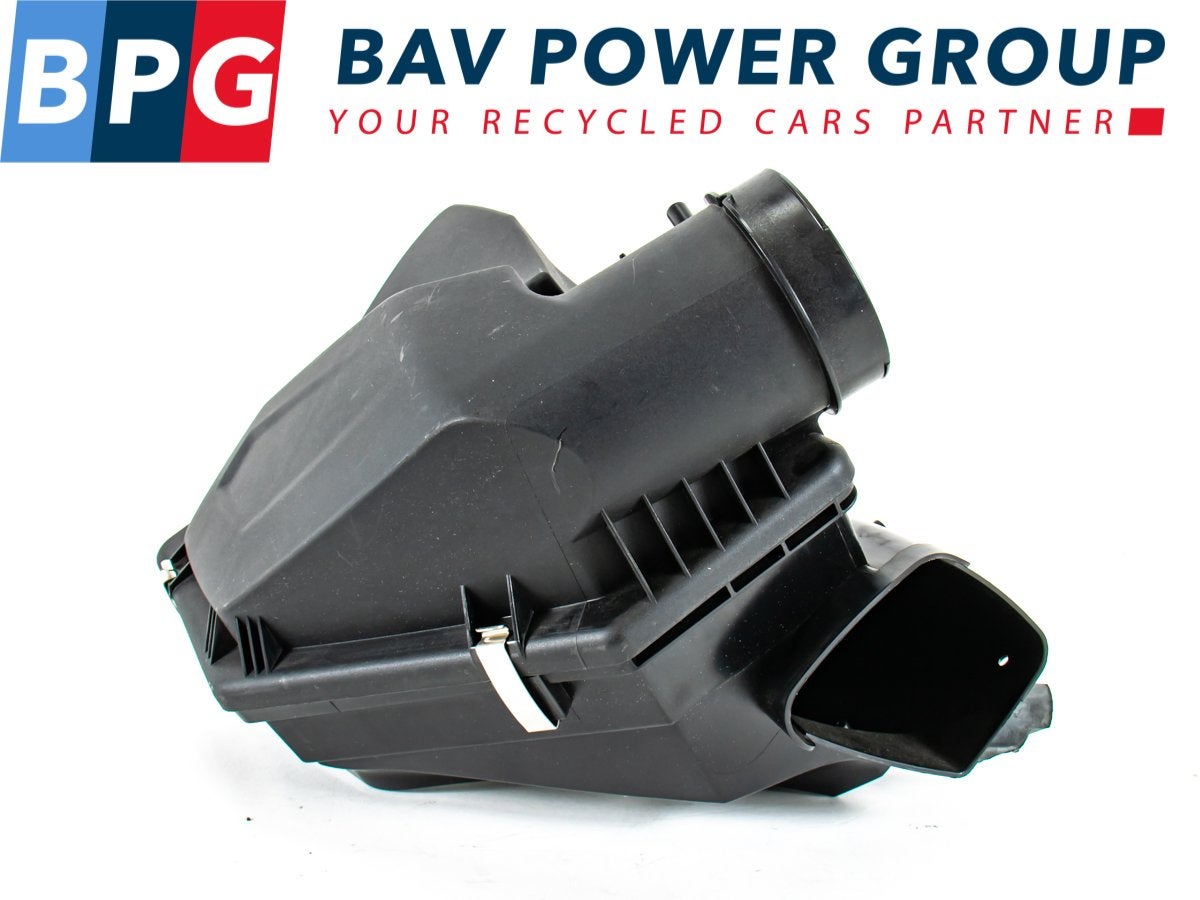 LUCHTFILTERHUIS BMW 3 serie Touring (G21) (13718580426), Gebruikt, BMW, Petuelring 130
80809  München, DE, Bayerische Motoren Werke AG