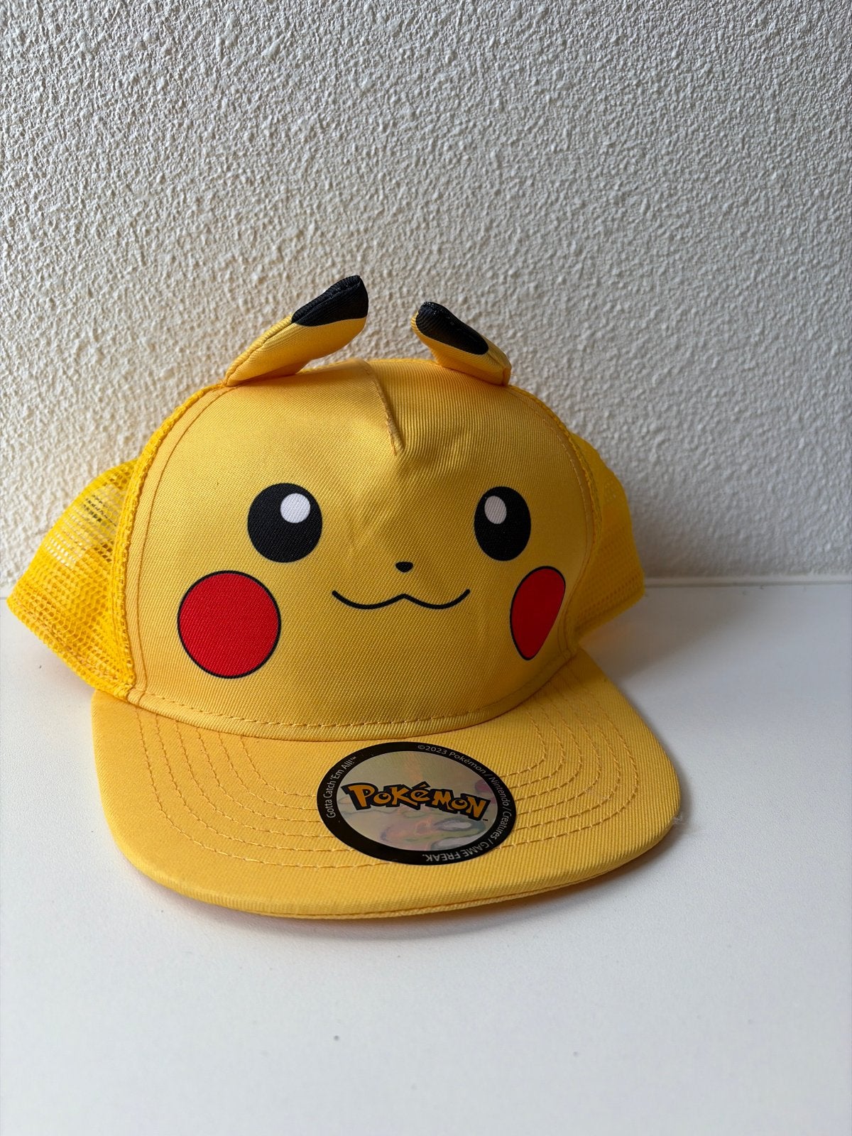 H&M Pokémon Pikachu Pet - Geel (Maat 92/116), Kinderen en Baby's, Ophalen of Verzenden, Nieuw, Jongetje of Meisje, Pet
