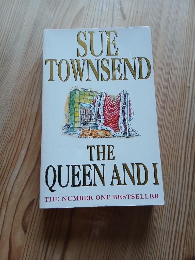 The Queen and I - Sue Townsend, Ophalen of Verzenden