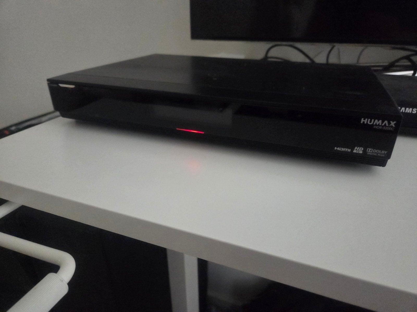 Human IHDR 5200C TV box incl afstandsbediening, Ophalen of Verzenden, Zo goed als nieuw, Decoder