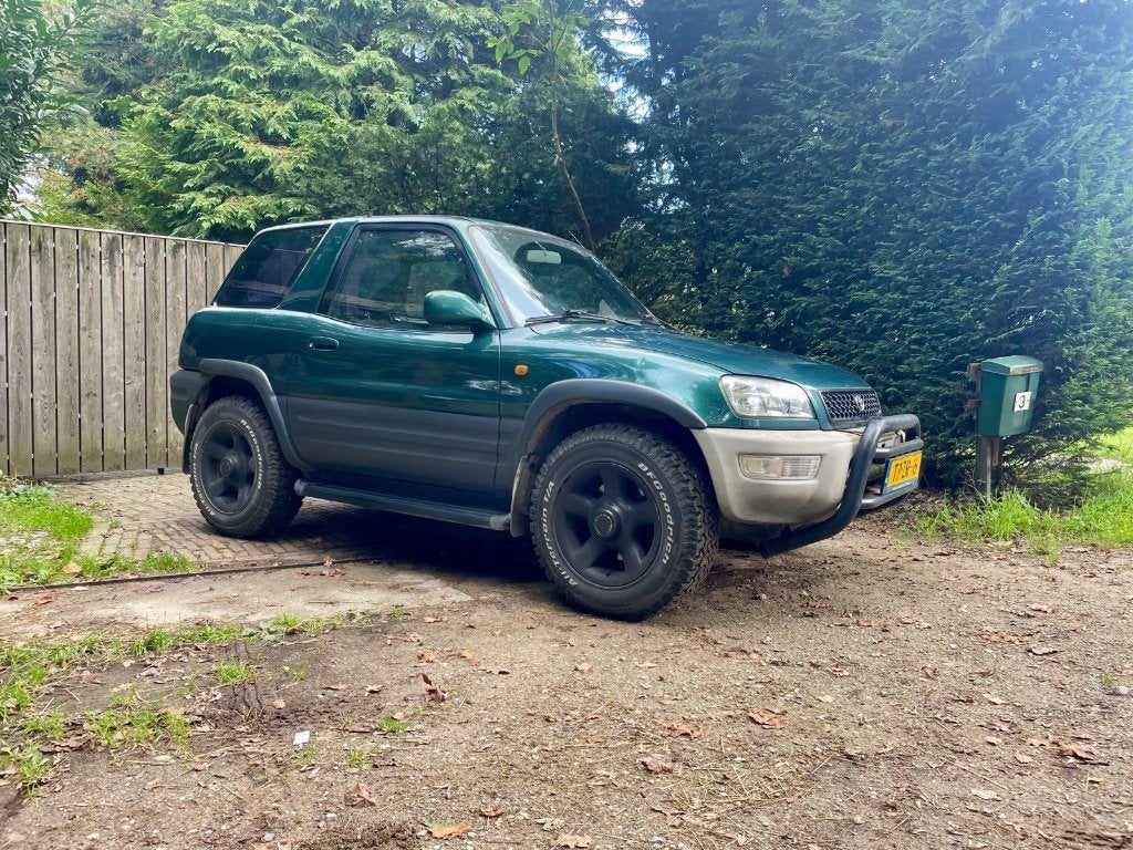 Toyota Funcruiser 2.0 I Rav4 AUT 4WD 1998 Groen/zwart, Auto's, Automaat, 1998 cc, Stof, 4 cilinders