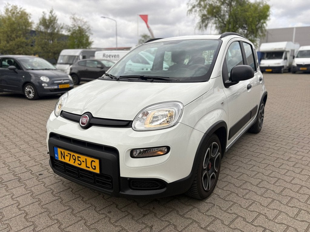 Fiat Panda 1.0 Hybrid City Life (RIJKLAARPRIJS/BOVAG), Voorwielaandrijving, 12 maanden, Stof, Euro 6