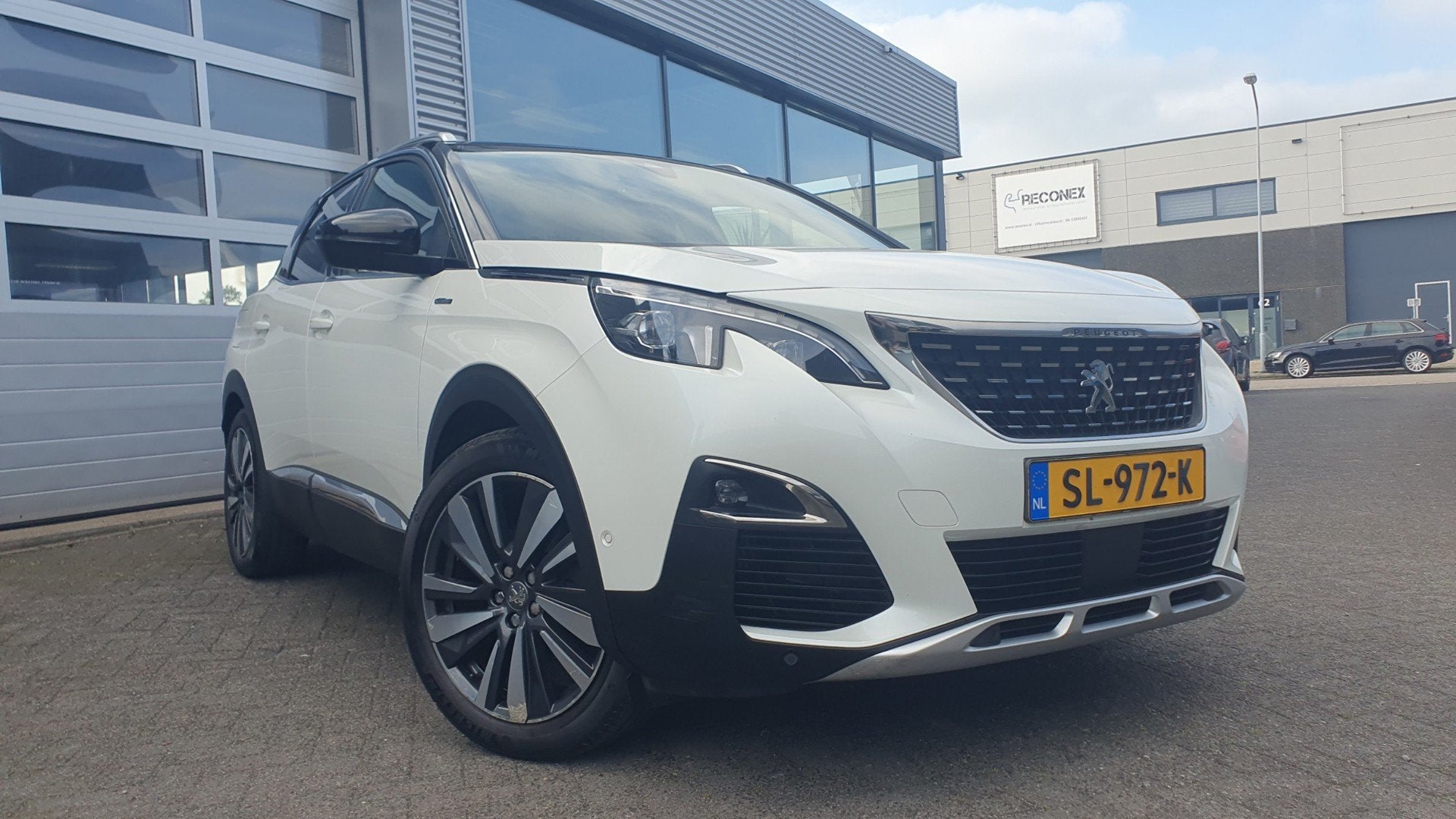 Peugeot 3008 1.2 PureTech GT Line, Gebruikt, Euro 6, 1199 cc, Leder en Stof