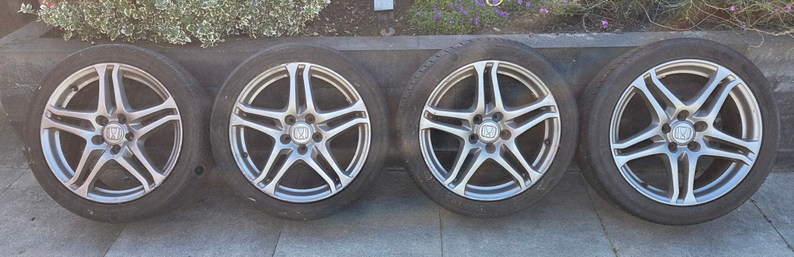 4 originele 18 inch Honda velgen met Vredestein banden, Ophalen of Verzenden, 18 inch, Banden en Velgen