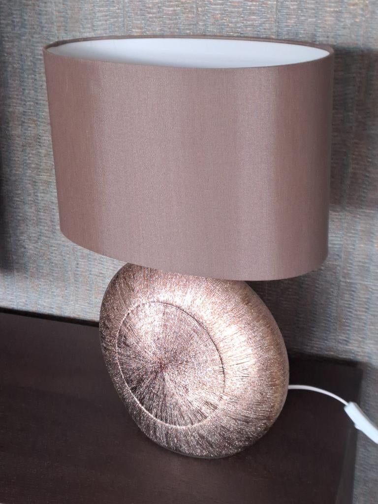nu kopen, Ophalen, Goud kleurig keramische voet  , met 2 identieke kappen, 25 tot 50 cm, Beige