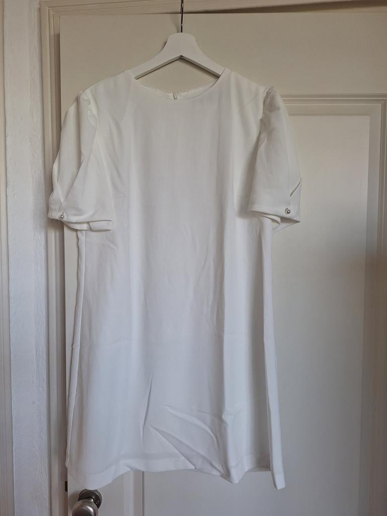 Witte gevoerde jurk van Zara, maat M, Kleding | Dames, Jurken, Ophalen of Verzenden
