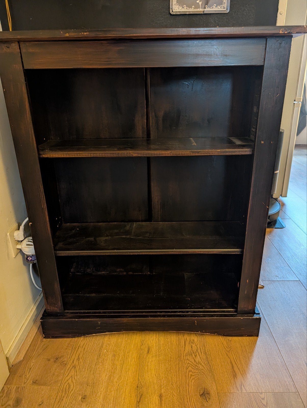 Bruine boekenkast GRATIS, Huis en Inrichting, Ophalen, Gebruikt, 25 tot 50 cm, 50 tot 100 cm