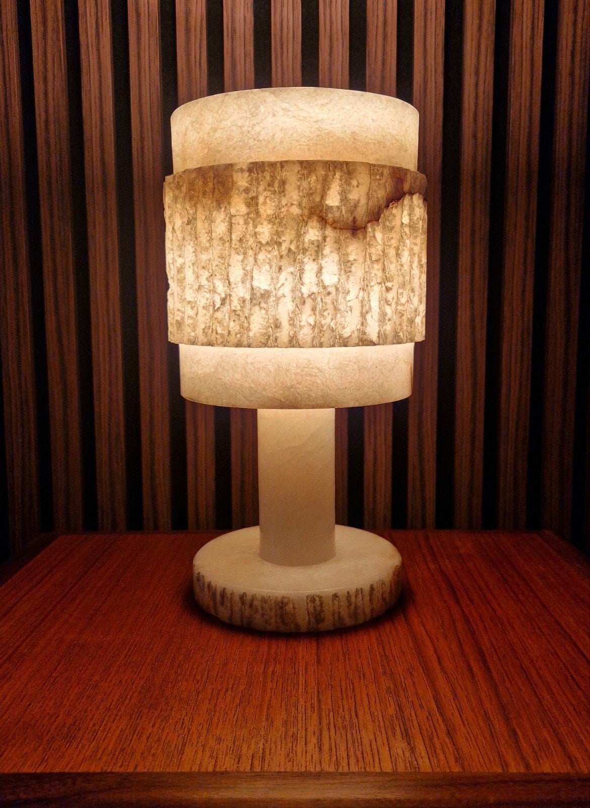 Mid-Century Modern albaster tafellamp / bureaulamp, 1960., Beige, Bureaulamp, Zo goed als nieuw, Vintage
