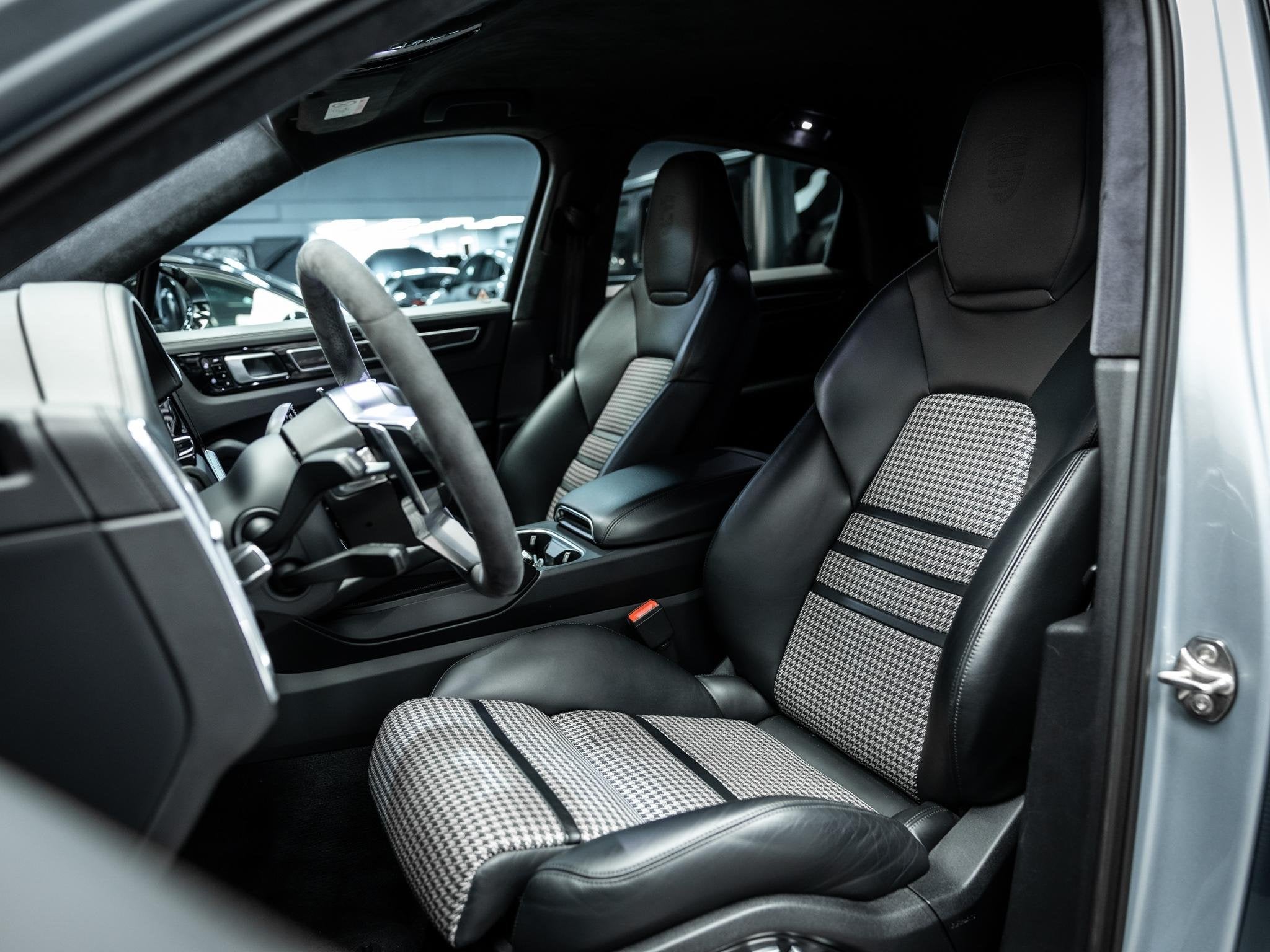 Porsche Cayenne Coupé 3.0 E-Hybrid Mooi uitgevoerde Cayenne, Auto's, Automaat, Cayenne, Gebruikt, 2995 cc