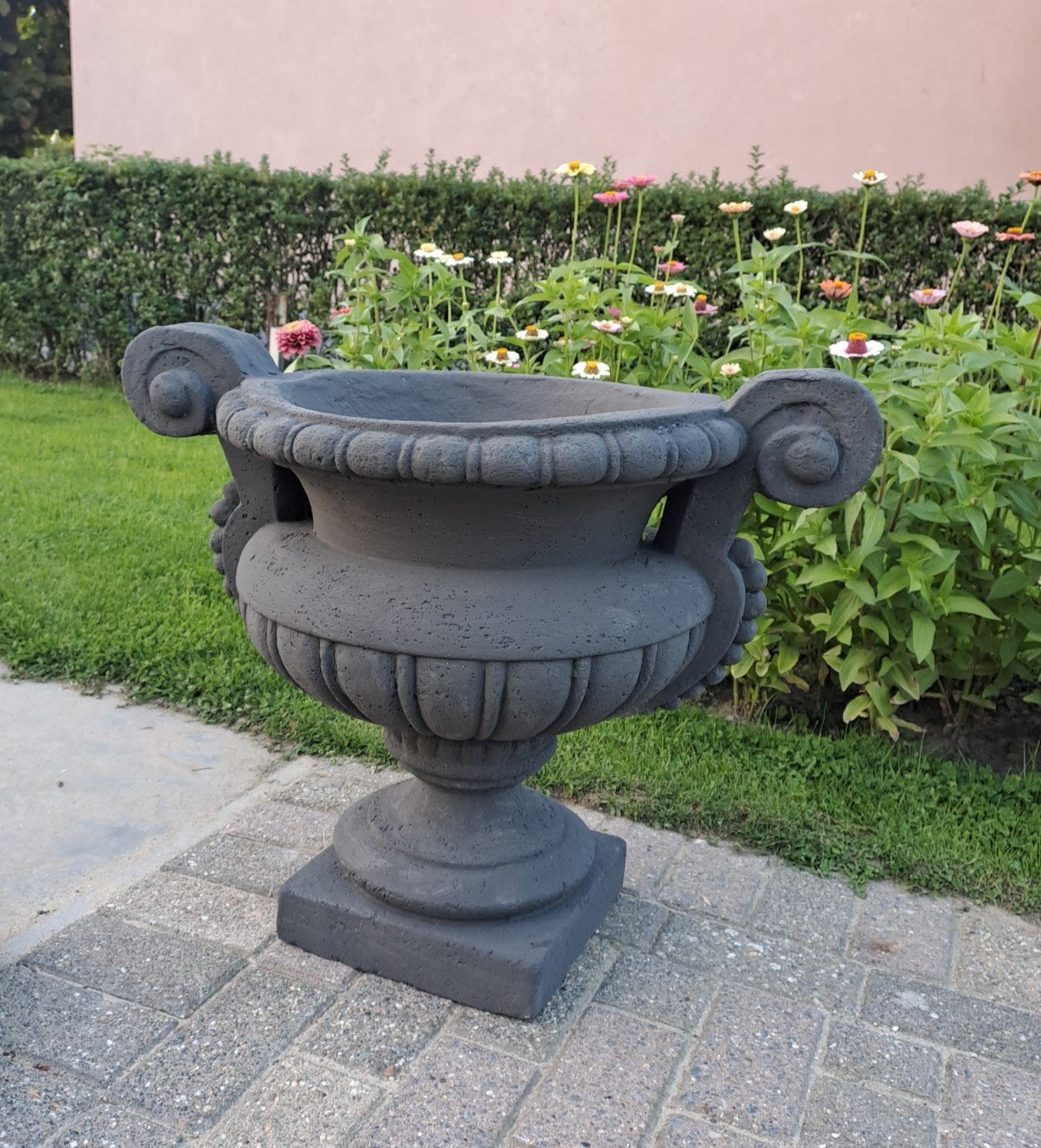 Brocante tuinvaas - sober, Tuin en Terras, Ophalen, Zo goed als nieuw