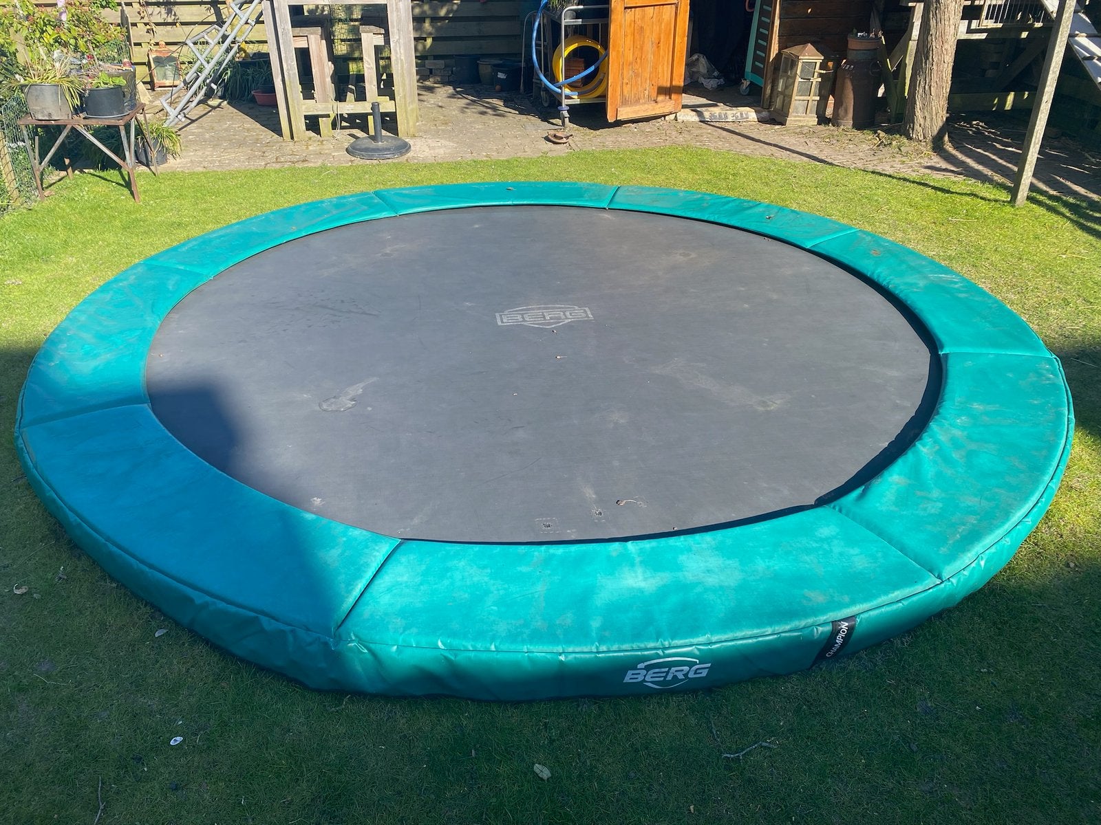 Berg Inground Trampoline 380, Ophalen, Gebruikt