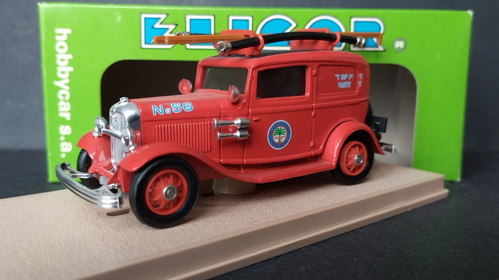 Ford V8 Omaha Fire Department 1:43 Eligor Pol, Overige merken, Auto, Verzenden, M