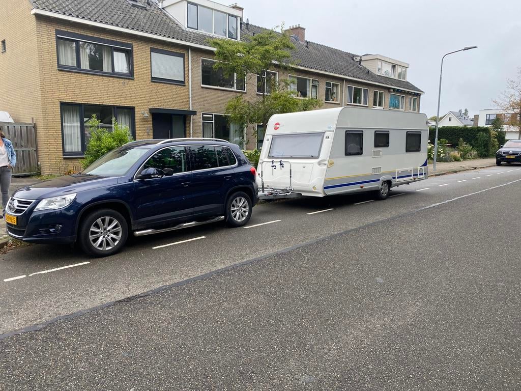 Te koop Buerstner caravan, Rondzit, Vast bed, Bürstner, 5 tot 6 meter