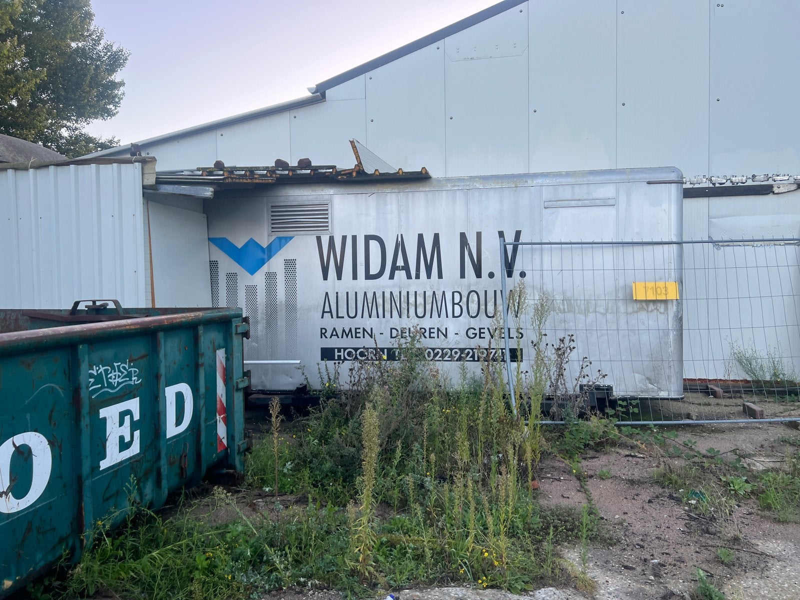 Aluminum container te koop, Eén persoon, Ticket of Toegangskaart