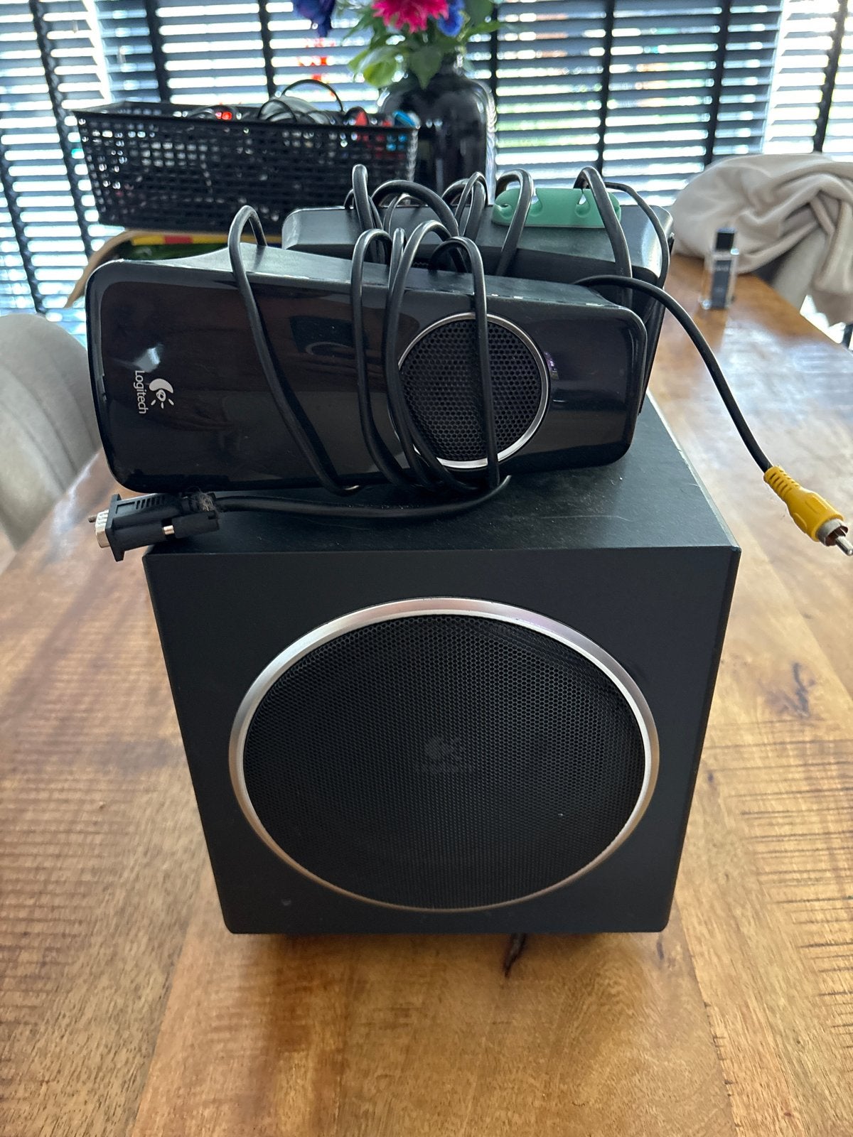 Logitech 2.1 Luidsprekerset met Subwoofer, Computers en Software, Ophalen of Verzenden, Gebruikt, Audiokanaal 2.1
