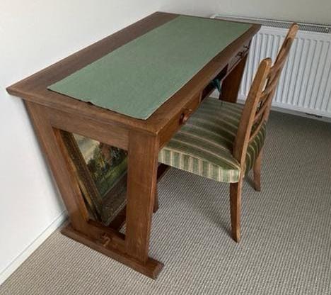 Vintage jaren ‘50 bureautje met stoel in wortelnotenhout, Huis en Inrichting, Bureaus, Ophalen, Overige typen, Gebruikt, Hout
