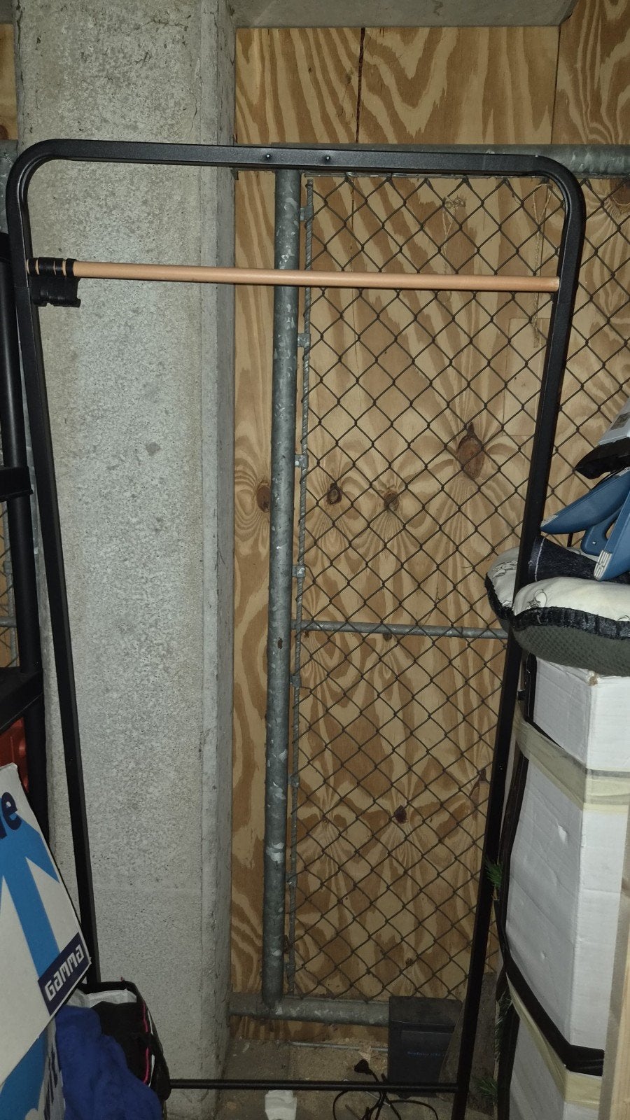 Metalen Kledingrek met houten stang, Ophalen of Verzenden, Zo goed als nieuw, Metaal