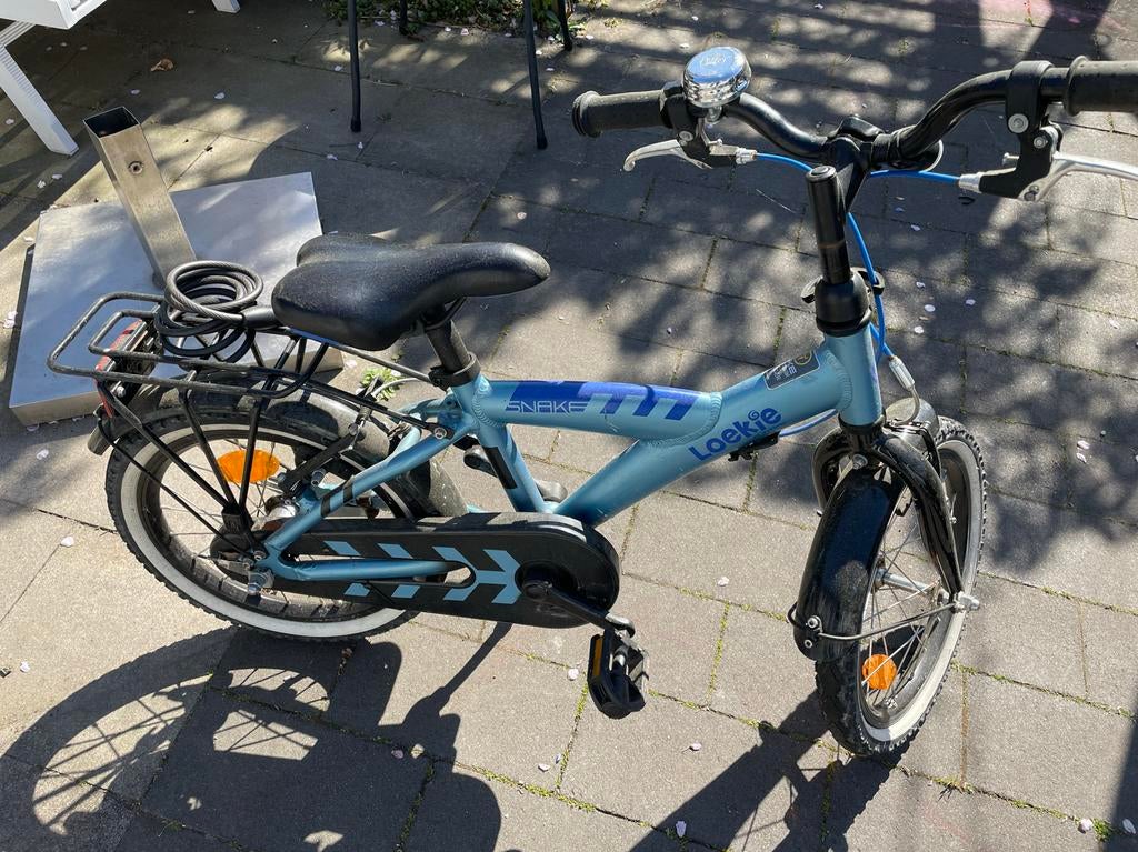 Loekie Snake 16 inch kinderfiets - Blauw, Fietsen en Brommers, Fietsen | Kinderfietsjes, Ophalen of Verzenden, Gebruikt, Velgrem