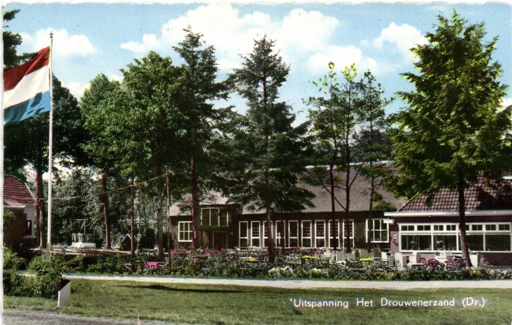 Uitspanning Het Drouwenerzand [Dr.] - Drouwen - ongelopen, Verzamelen, Ansichtkaarten | Nederland, Ongelopen, Drenthe, Voor 1920