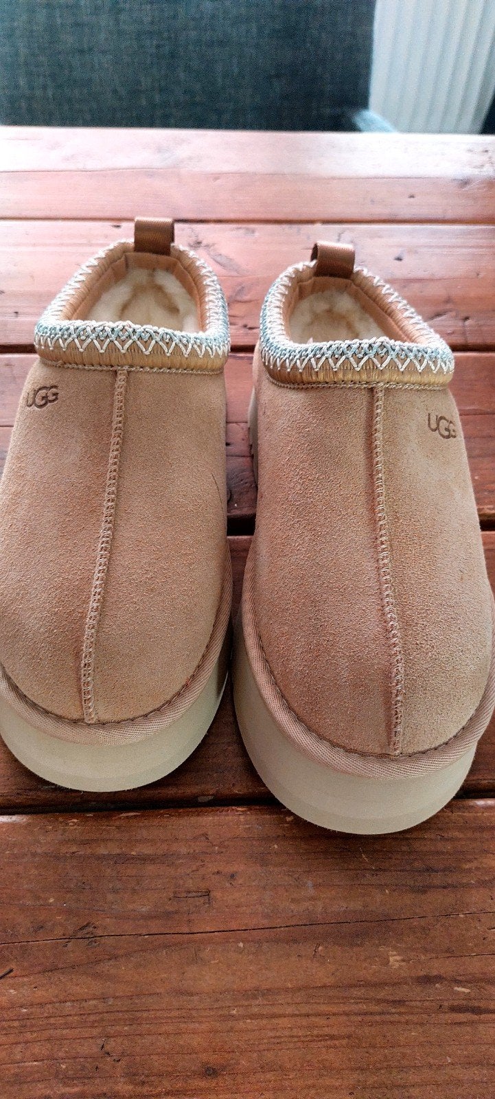 Ugg-achtige pantoffels/sloffen, maat 40 Nieuw, Bruin, Ugg-achtig, Ophalen of Verzenden, Zo goed als nieuw