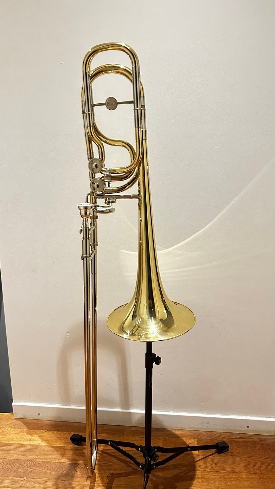 Vincent Bach Bastrombone, Ophalen of Verzenden, Zo goed als nieuw, Bas, Met koffer