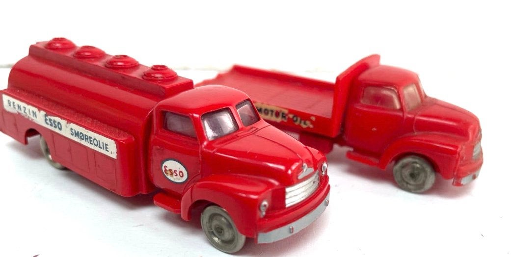 Vintage Lego Esso vrachtwagens (2 stuks), Hobby en Vrije tijd, Ophalen of Verzenden, Gebruikt, Bus of Vrachtwagen