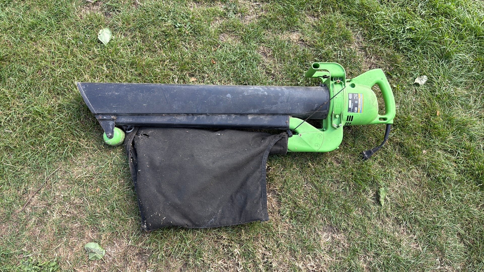 Gardenline mistral 1400 bladblazer bladzuiger, Ophalen, Gebruikt, Handgedragen, Met opvangzak
