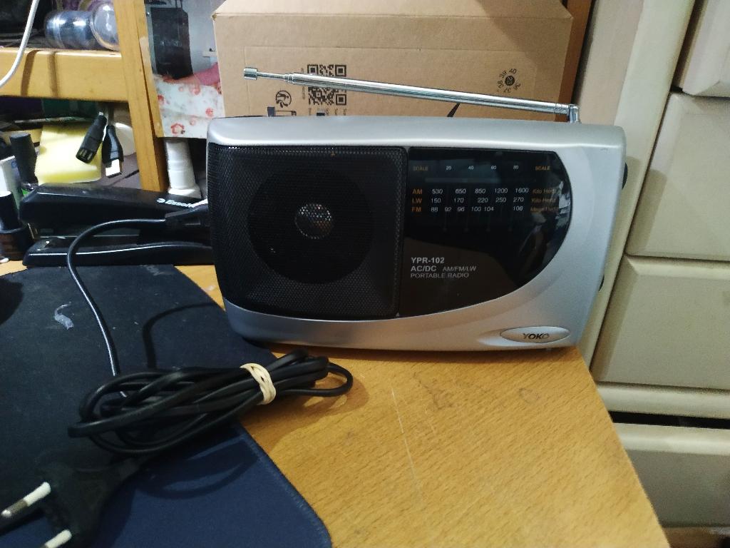 YOKO YPR-102 radio, Ophalen of Verzenden, Zo goed als nieuw, Radio