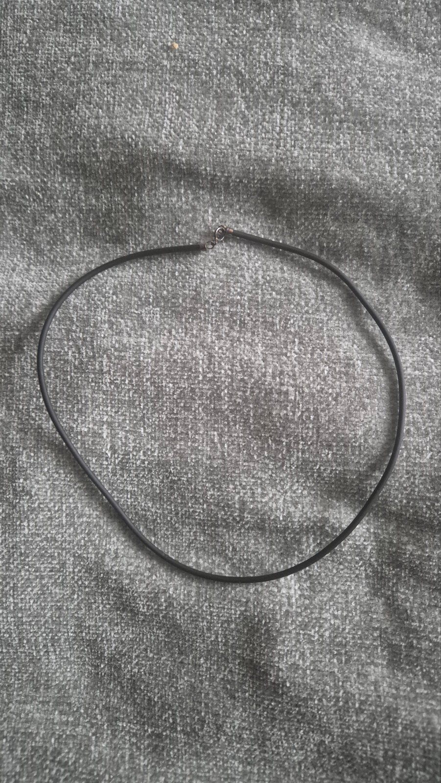 Nieuwe rubberen ketting met zilveren sluiting, 40 cm, Sieraden, Tassen en Uiterlijk, Ophalen of Verzenden, Nieuw, Zwart, Overige materialen