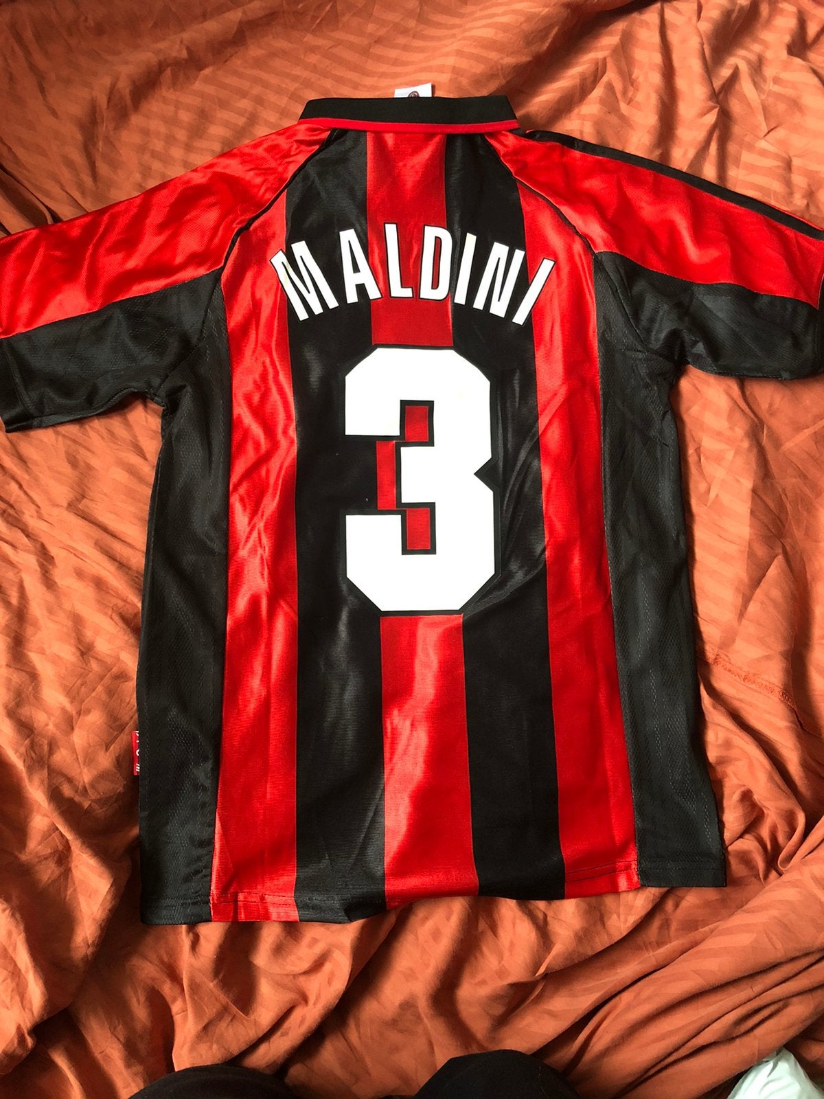 Maldini AC Milan retro voetbalshirt maat M, Verzamelen, Sportartikelen en Voetbal, Ophalen of Verzenden, Zo goed als nieuw, Buitenlandse clubs